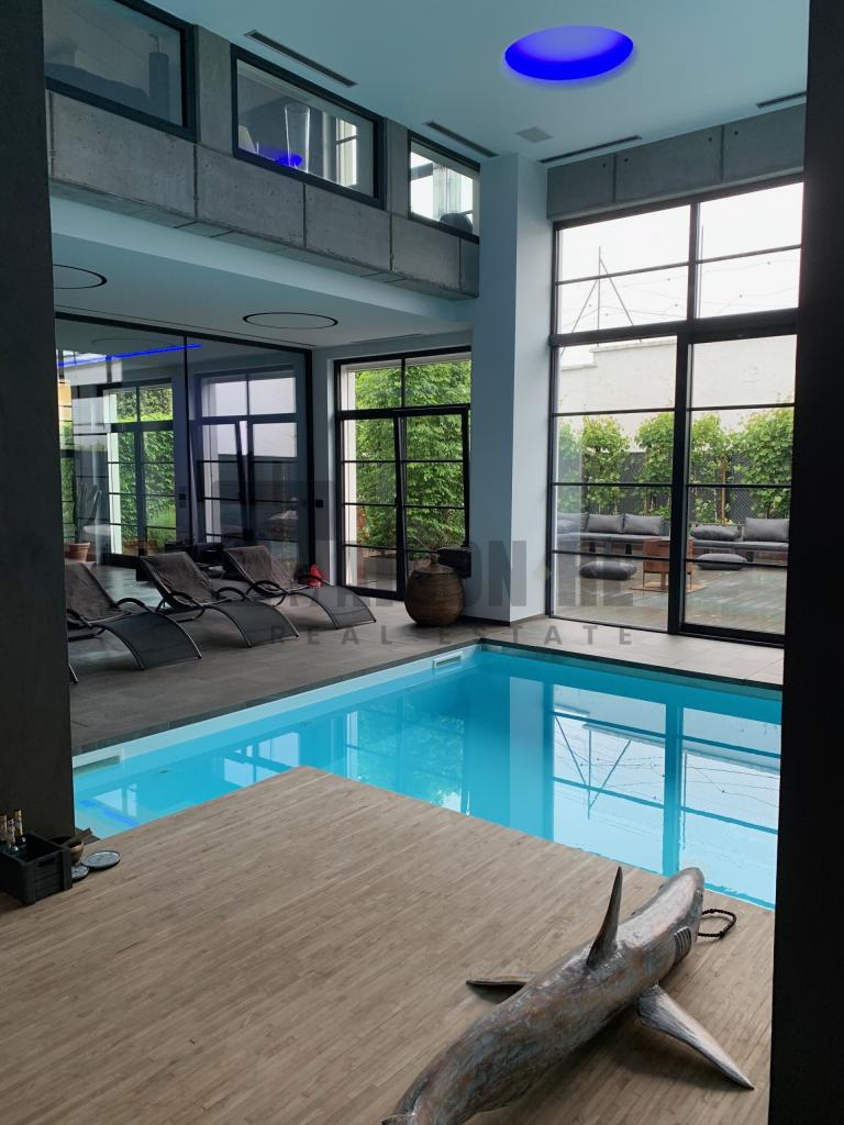 img_159_00024.jpg img_159_00024.jpg