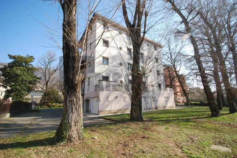 img_540_00004.jpg img_540_00004.jpg