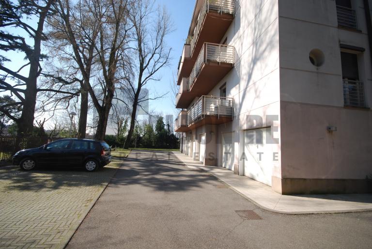 img_540_00008.jpg img_540_00008.jpg